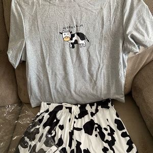Pajamas Set - Cow XL (runs small)